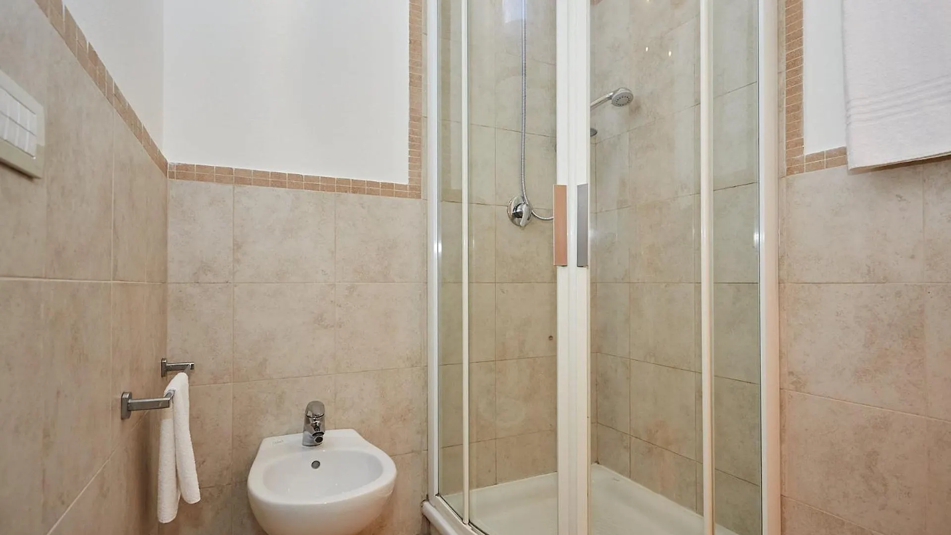 Broglio Studios Milan Apartment