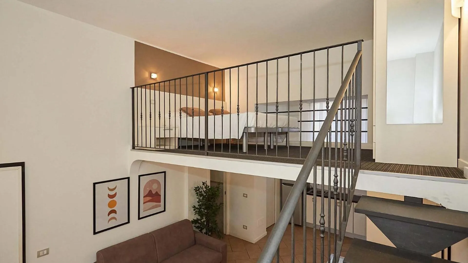 Apartment Broglio Studios Milan Italy