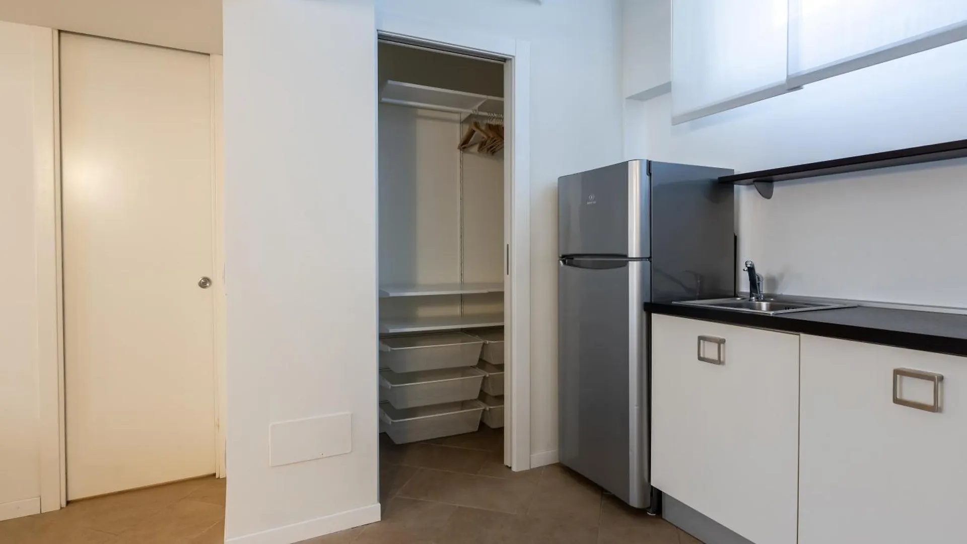 Apartment Broglio Studios Milan