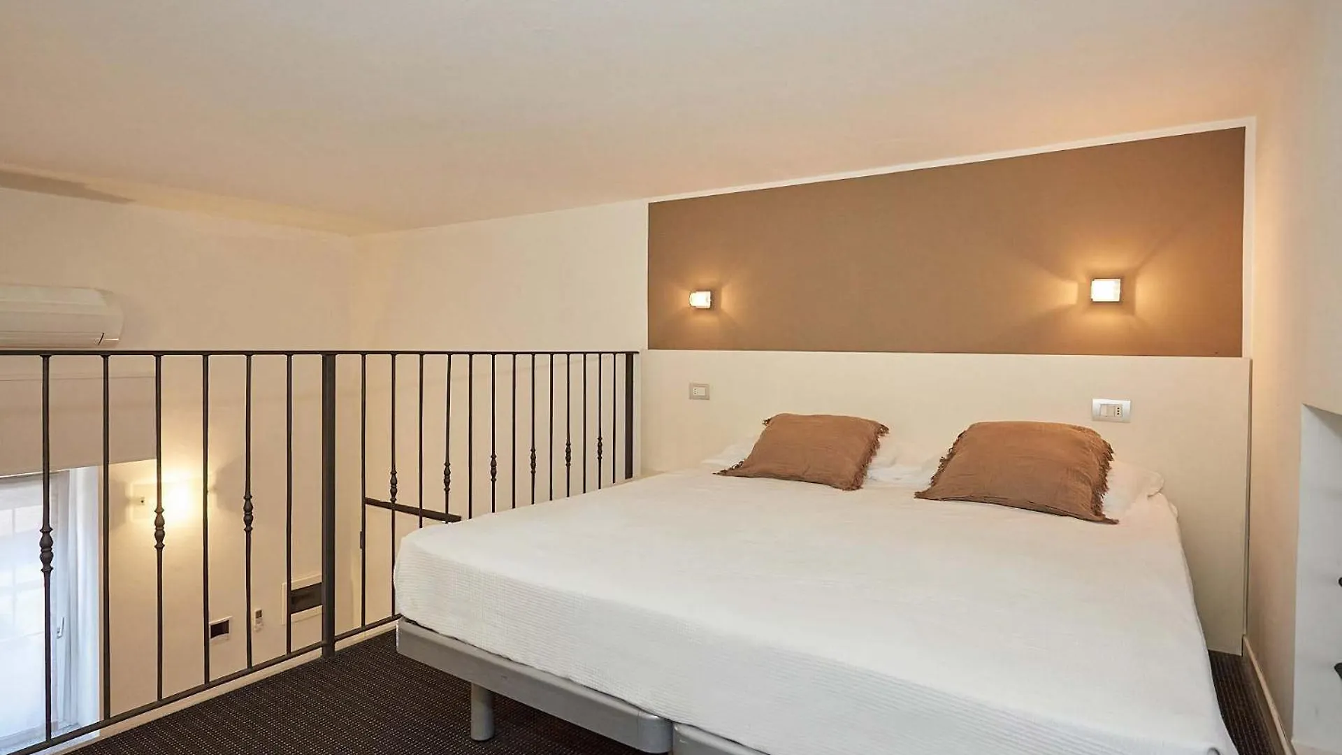 Apartment Broglio Studios Milan